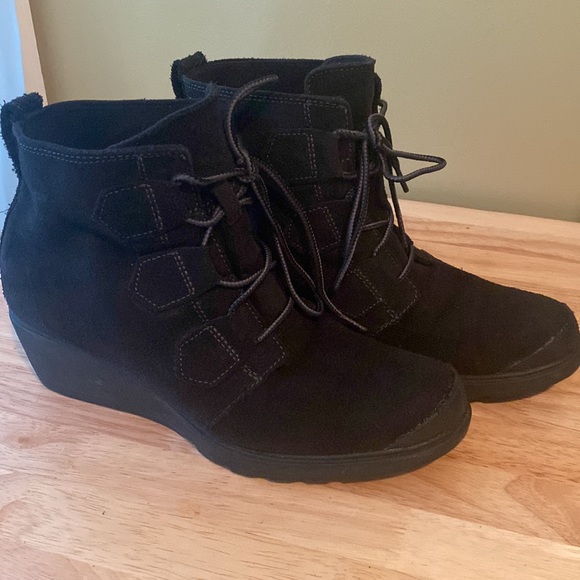 Sorel Toronto Suede Laceup Wedge Booties - Picture 10 of 12